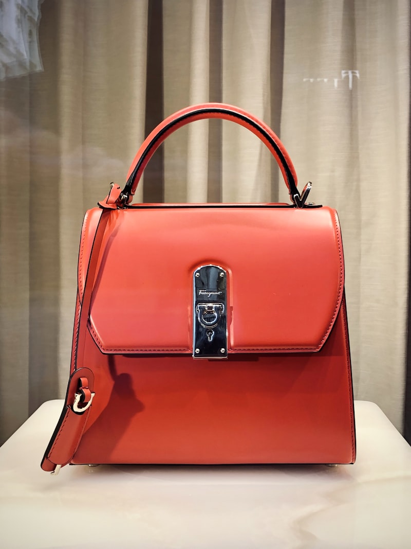 Cartera Tote de Cuero